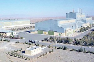 مدیران شستان از خطوط تولید فولاد امیرکبیر بازدید میدانی به عمل آوردند؛ فولاد امیرکبیر در مسیر پایداری تولید