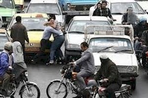 تحلیلی بر پوشش بیمه‌ای درمان مجروحان نزاع و خودکشی یک فریب قانونی حمایت از «مچ‌گیری» به جای «پیشگیری»