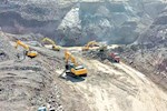 معادن زیر تیغ بی‌تدبیری؛ وقتی شعار توسعه، خاک می‌خورد!