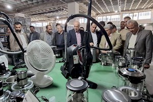 واحد تولید لوازم خانگی در بانه به مناسبت هفته دولت افتتاح شد