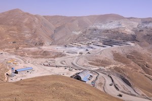 طلای ایران زیر ذره‌بین/چرا واگذاری زرشوران و زنجان هنوز روی زمین مانده؟